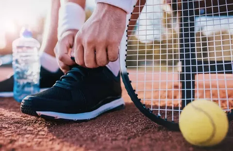 best tennis shoes for seniors