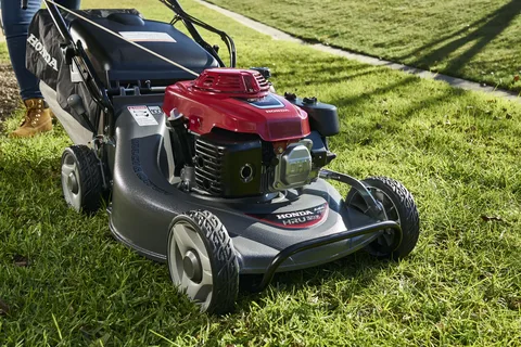 Honda self propelled mowers Brisbane