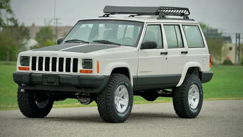 Jeep Cherokee Water Tube